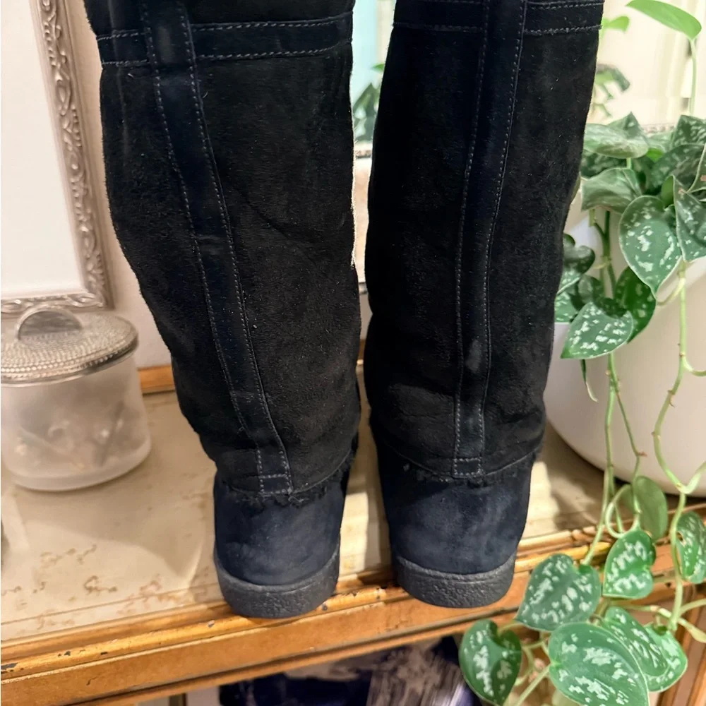 CHANEL Black Suede Mid-Calf CC Logo Boots - Picture 4 of 7